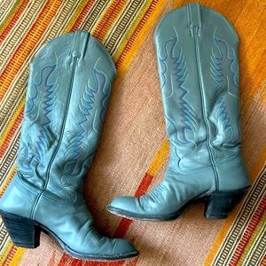 Women’s Tall vintage Nocona size 7B gray western cowboy boots